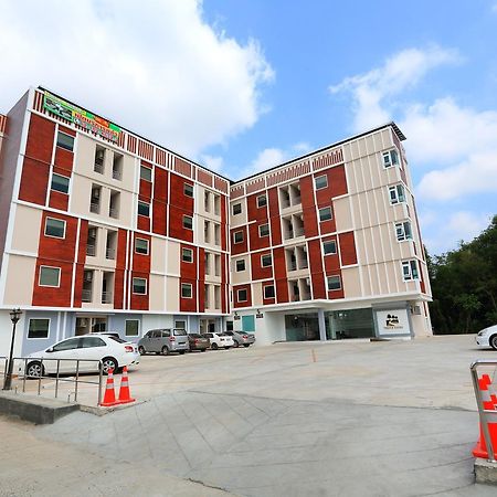 Triple Trees Hotel Pathum Thani Buitenkant foto