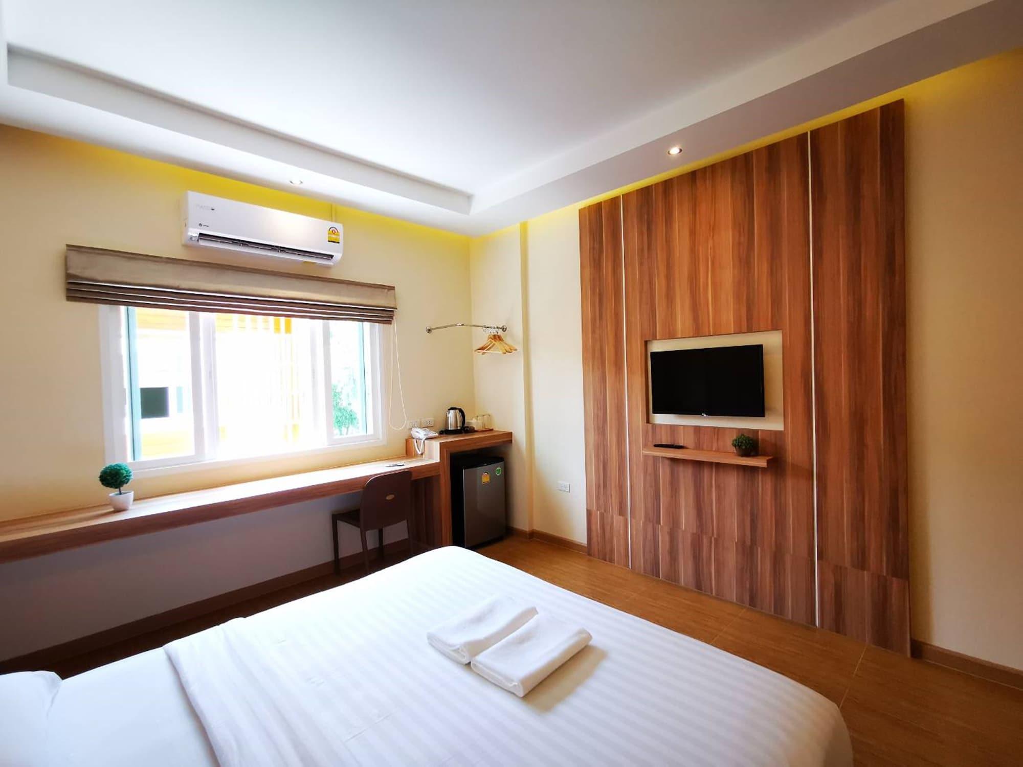 Triple Trees Hotel Pathum Thani Buitenkant foto