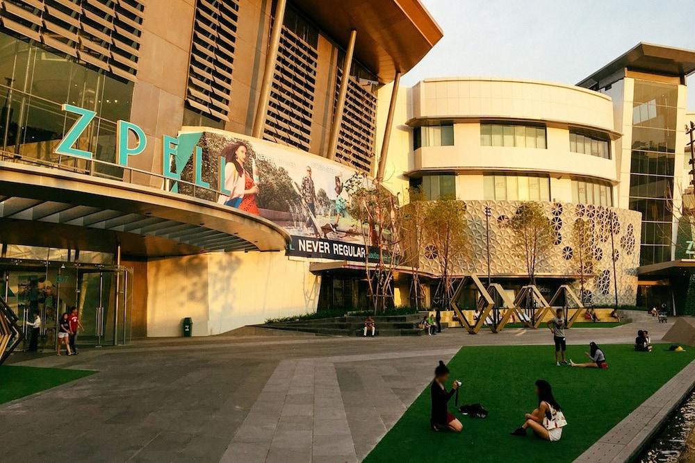 Triple Trees Hotel Pathum Thani Buitenkant foto