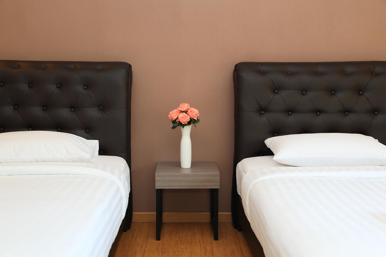 Triple Trees Hotel Pathum Thani Buitenkant foto
